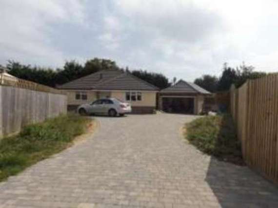 2 Bedroom Bungalow